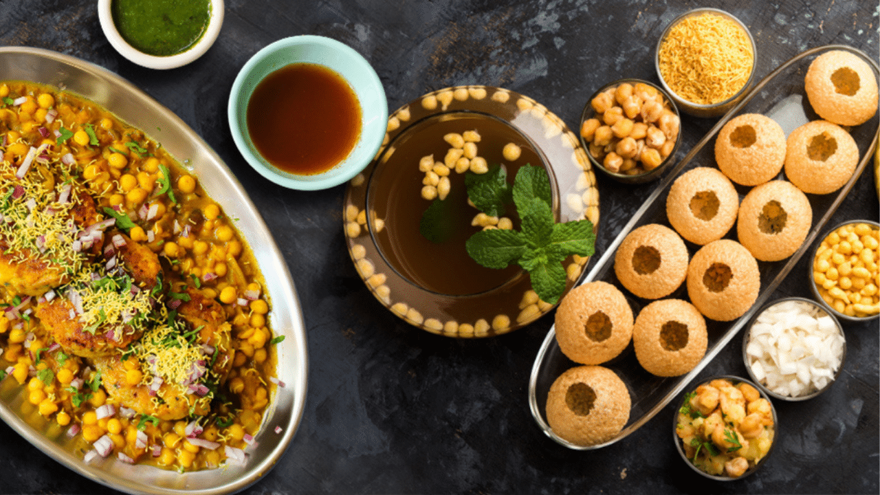 Top 15 Must-Try Indian Street Foods from Across the Country