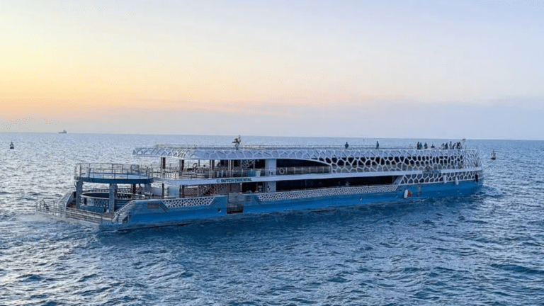 Lotus Royale Dinner Cruise Dubai 768x432