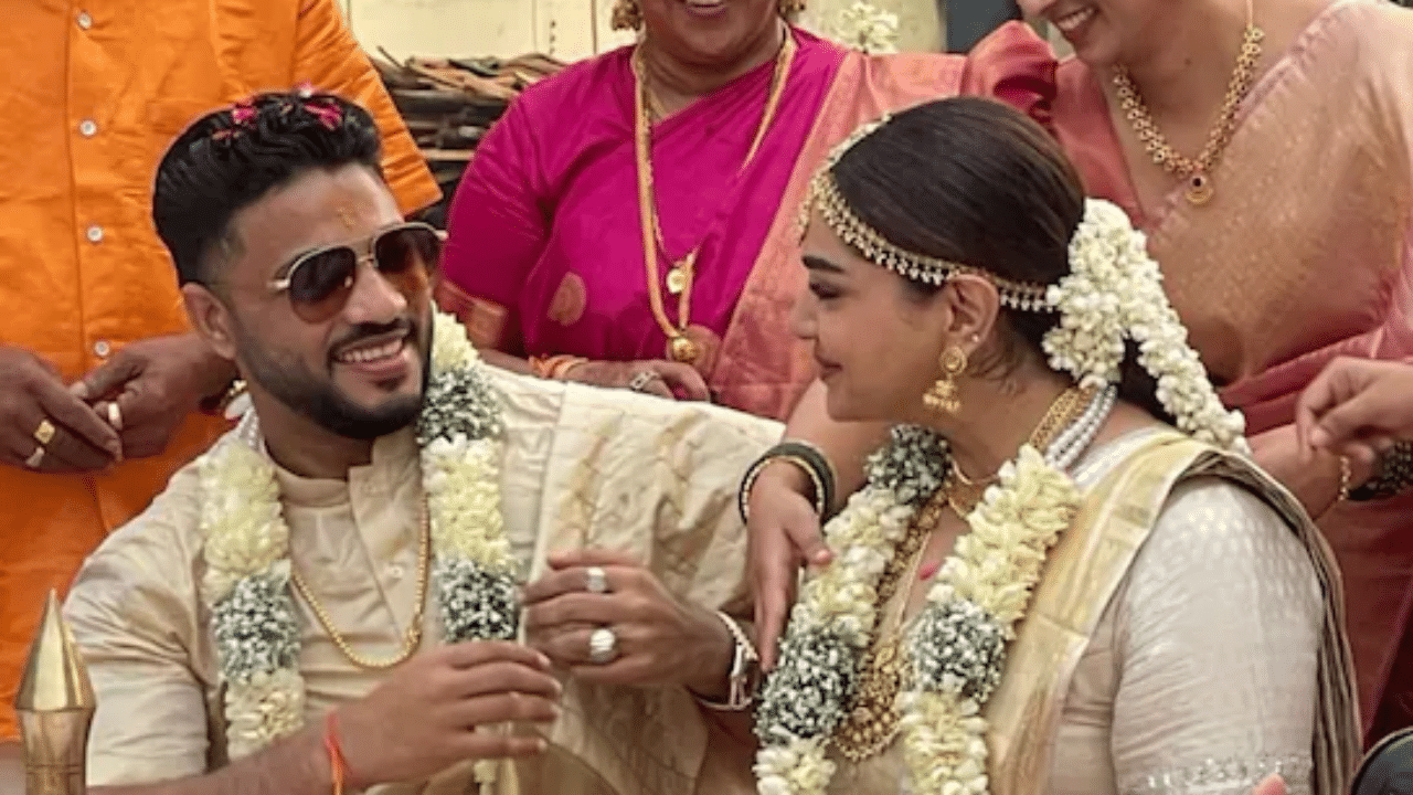 Rapper Raftaar Ties the Knot with Manraj Jawanda