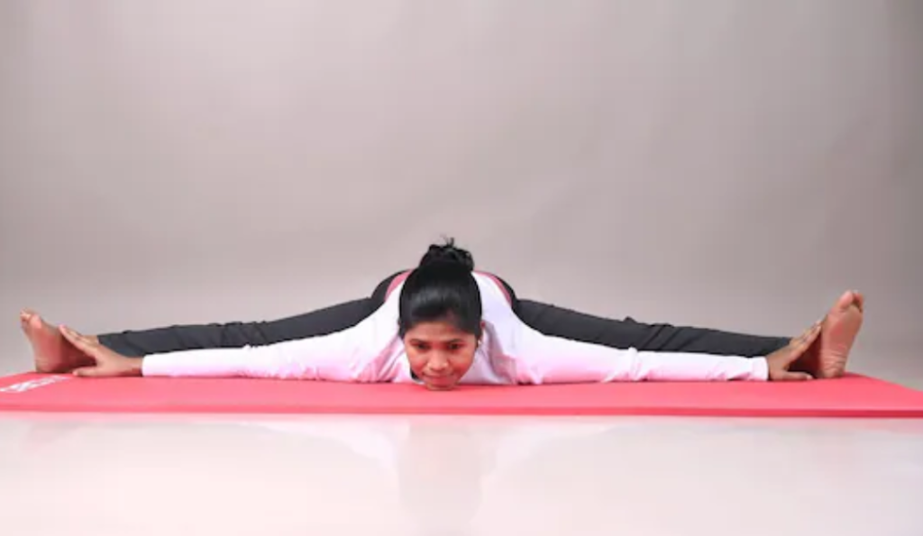 Smita Kumari Sets Guinness World Record with Bhunamanasana Yoga Pose