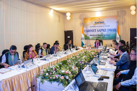 Arunachal cabinet meets near India-China border, approves mega power projects