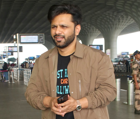 Rahul Vaidya calls Virat Kohli ‘best batsman’ after he unblocks him on Instagram