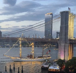 Mexican Navy ship collides with Brooklyn Bridge, two dead