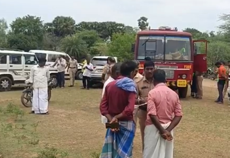 Two killed in blast at illegal firecracker unit in TN