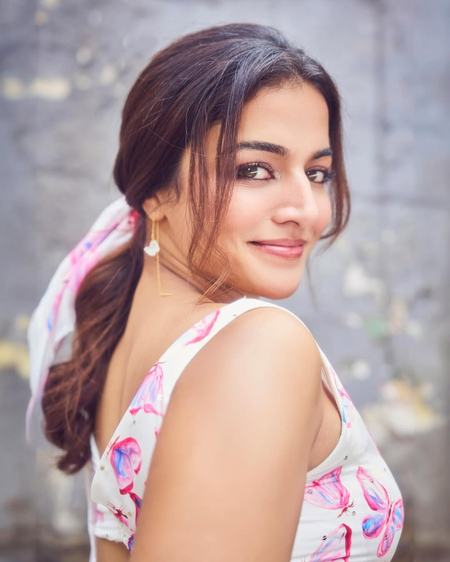 Wamiqa Gabbi calls working with Akshay Kumar, Priyadarshan ‘childhood dream’