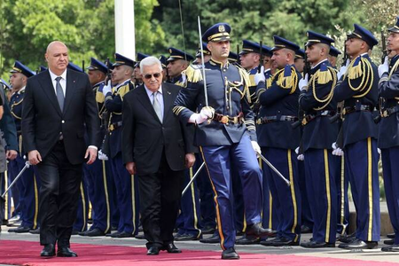 Lebanese, Palestinian Presidents discuss ties, security coordination