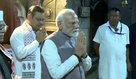 PM Modi offers prayers at Rajasthan’s Karni Mata Temple