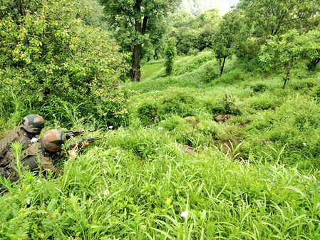 Soldier killed, two injured in ongoing gunfight in J&K’s Kishtwar (2nd Lead)