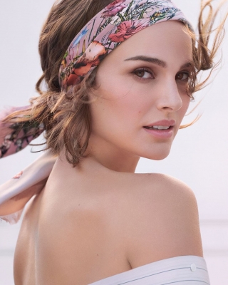 Natalie Portman ‘lost’ an iconic hair prop she took from ‘Star Wars’ set