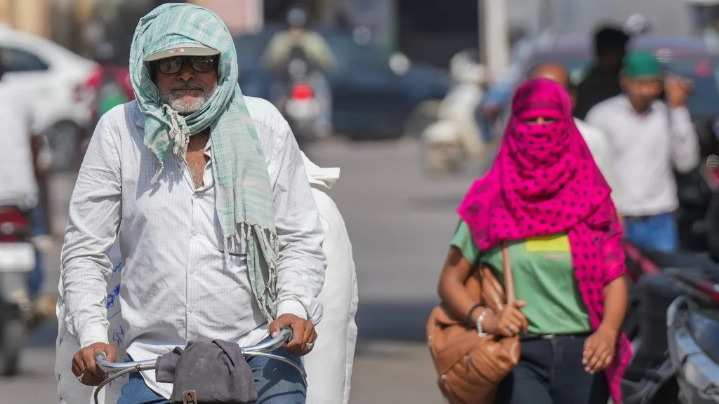 Harvard Partners with Indian Organizations to Combat Heatwave Crisis