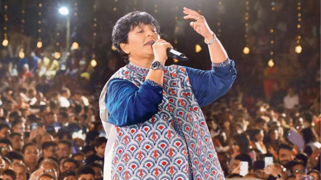 First Time Attending a Falguni Pathak Garba Night?