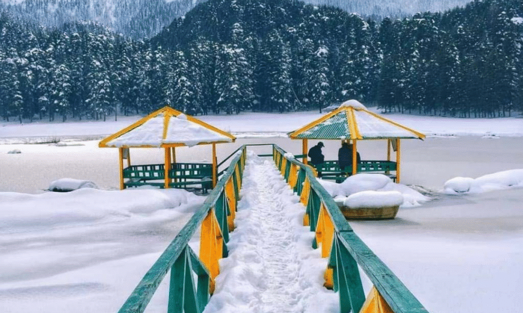 Budget-Friendly Snow Trip in India: Ultimate Guide to Affordable Winter Getaways 4 Dalhousie