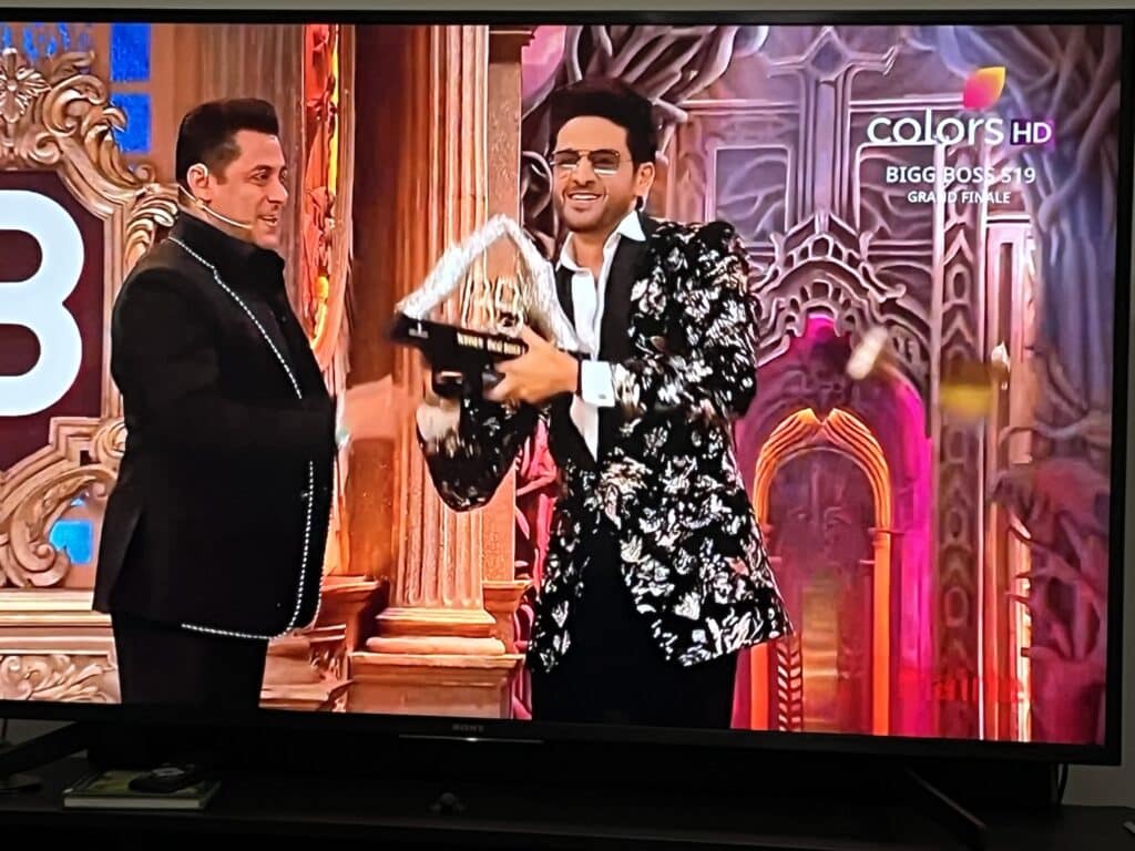 Gaurav Khanna wins bigg Boss 19