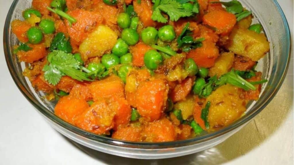 _Aloo Matar Gajar