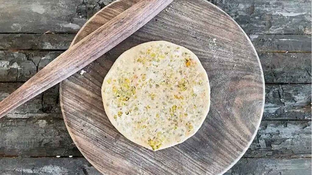 Atta whole wheat flour