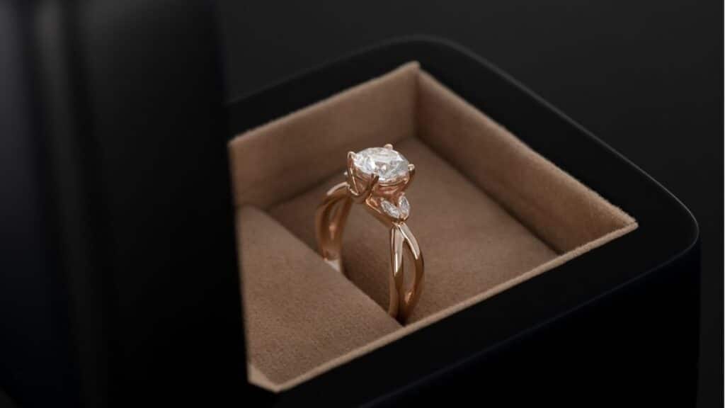 Diamond Rings Explained: Cut, Clarity, and What Actually Matters diamond-rings-cut-clarity-what-matters