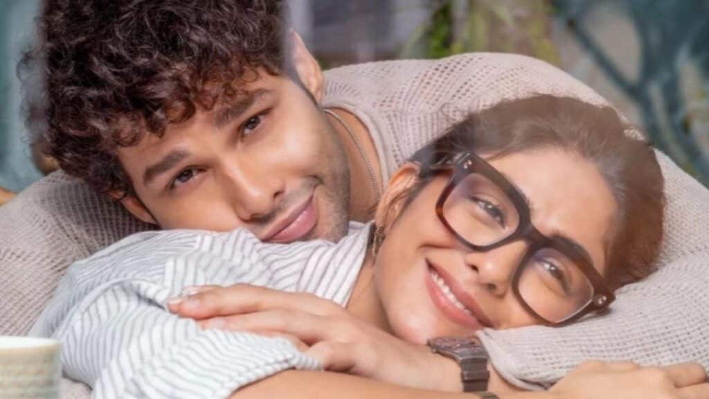 Siddhant Chaturvedi and Mrunal Thakur's Do Deewane Seher Mein Teaser