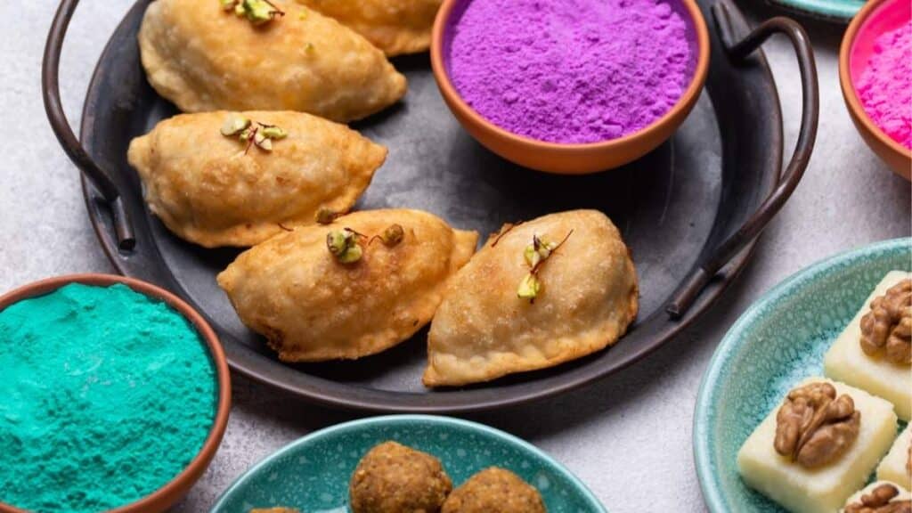 Holi Food
