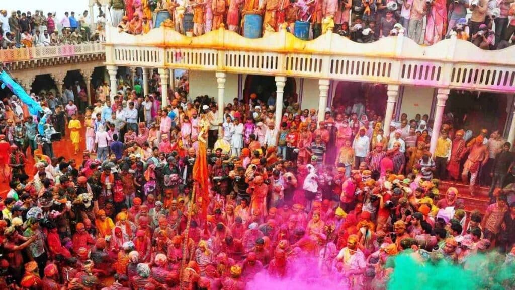 Hola Mohalla: Dates, History, Significance & Celebrations of the Sikh Warrior Festival 4 playing with colour Hola Mohalla celebration