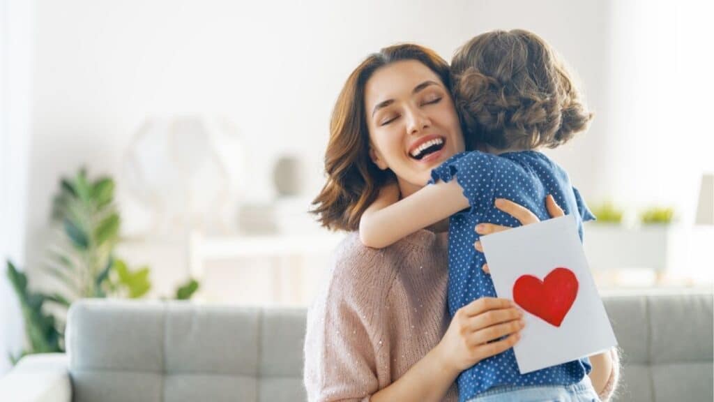 Mother's Day : Date, Cultural Significance & Celebrations Across India and the World 1 warm hug to mother