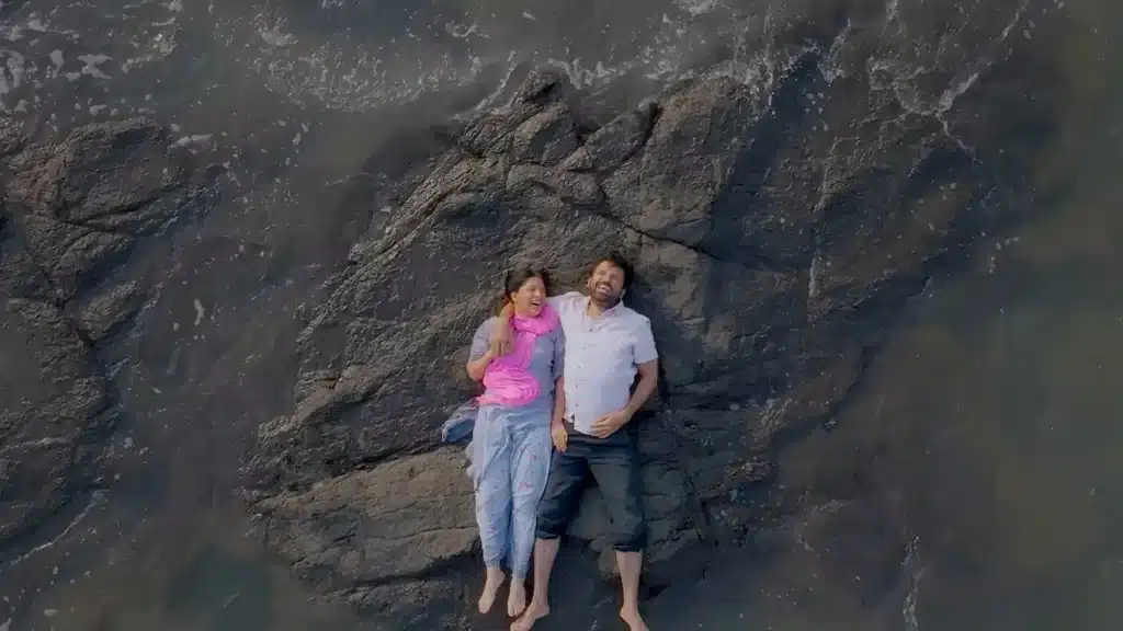 Paro Pinaki Ki Kahani movie review