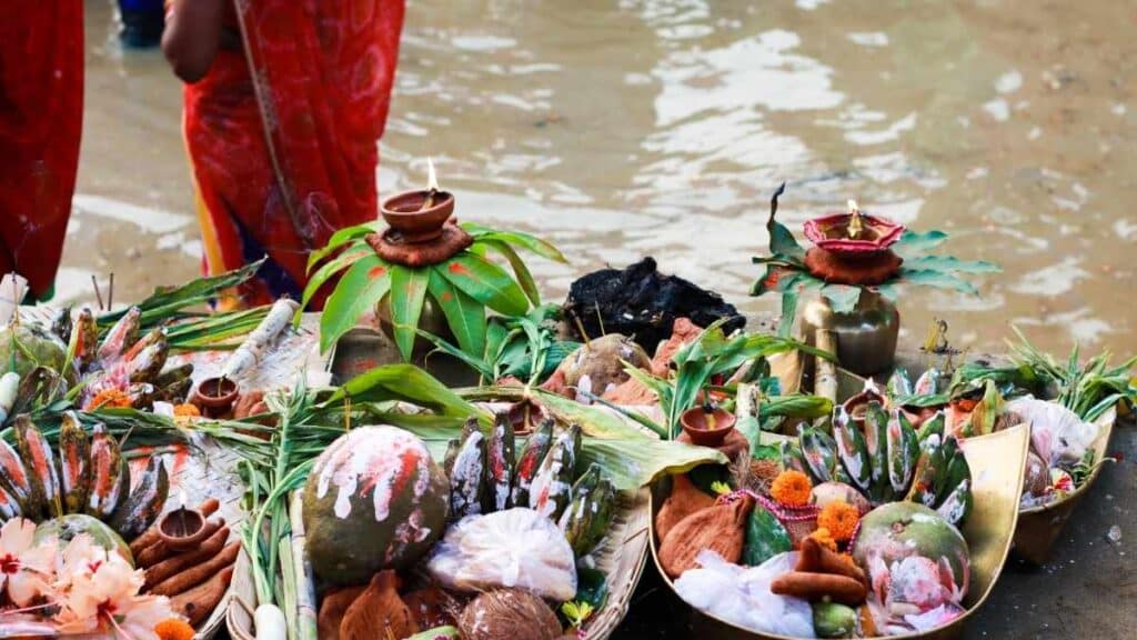 Chhath Puja: Date, Puja Muhurat, Mantras, Katha, Aarti, and Celebration Guide 13 chhath puja celebration