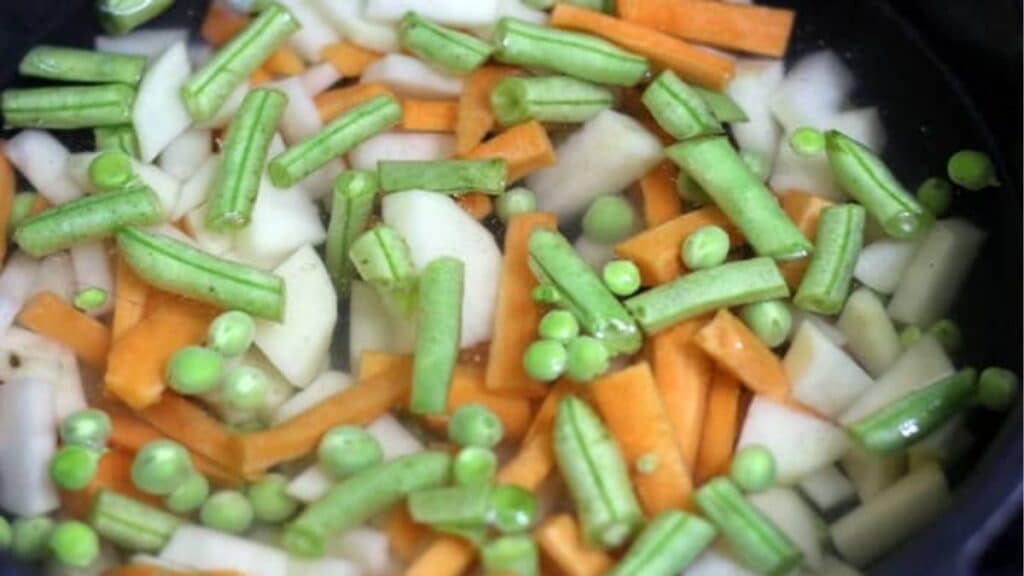 Kerala Appam and Vegetable Stew Recipe for Good Friday 2 Kerala vegetable stew with appam recipe