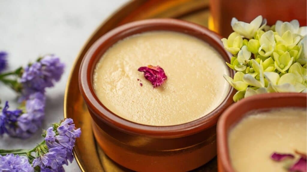 Mishti Doi Recipe for Basanto Utsav: The Bengali Sweet Curd That Tastes Like Spring Mishti Doi recipe