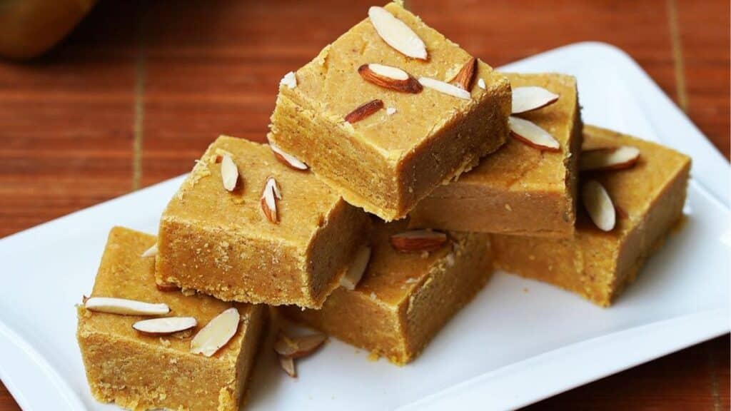 Mohanthal Recipe – Authentic Halwai Style Gujarati Besan Sweet Mohanthal Recipe