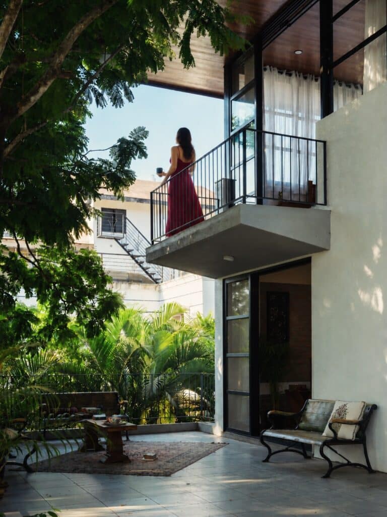 seerat-kapoor-jade-villa-lonavala-luxury-retreat Movie review